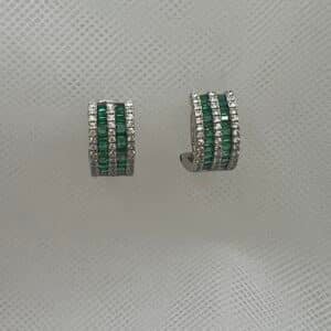 Pendientes de plata rodiada en oro blanco con circonitas blancas y verdes