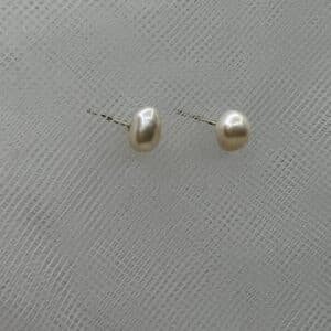 Pendientes de plata chapados en oro amarillo de perlas naturales