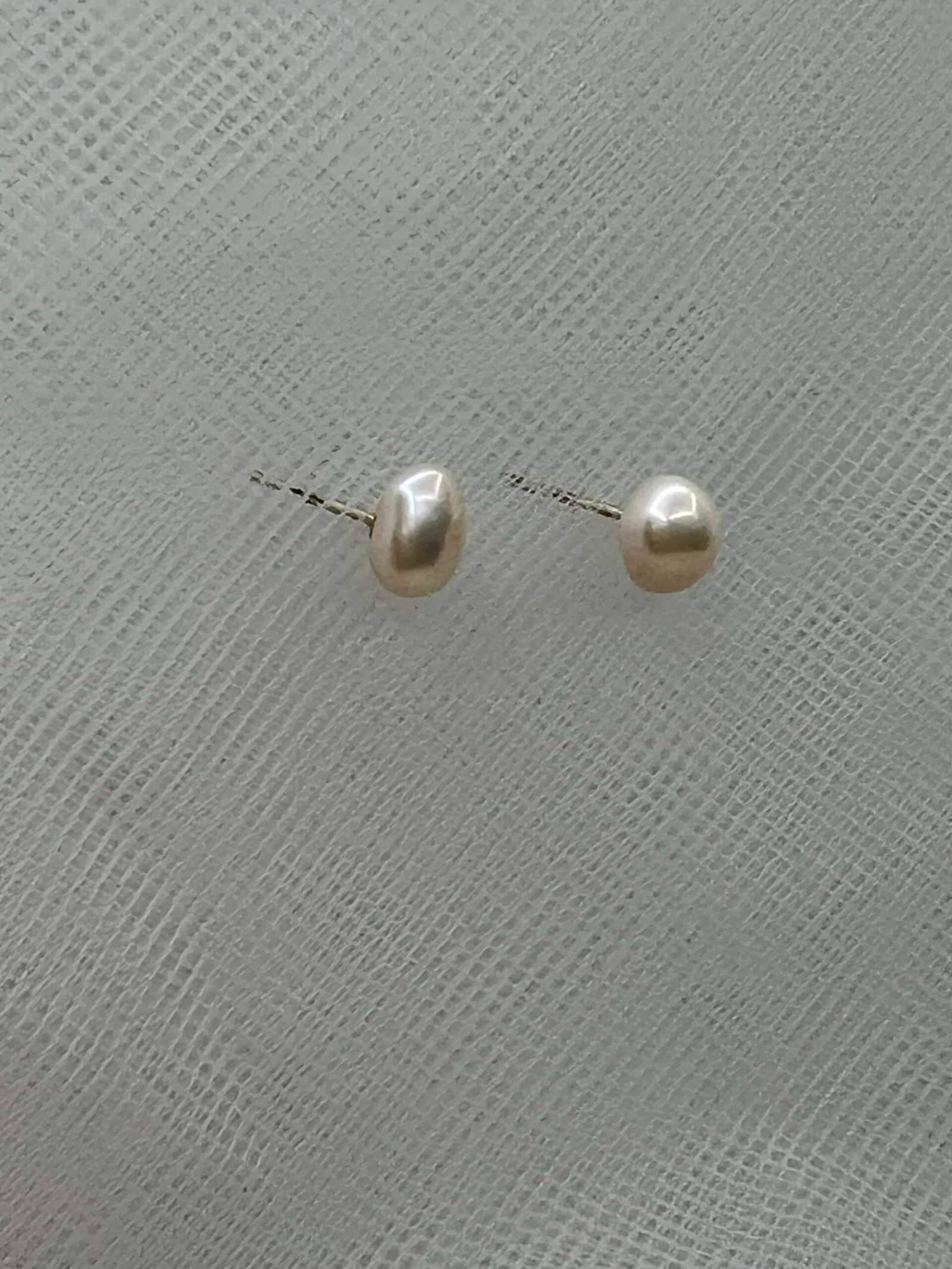 Pendientes de perlas naturales de plata chapada en oro amarillo