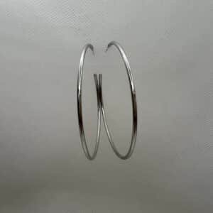 Pendientes aros de plata rodiados en oro blanco