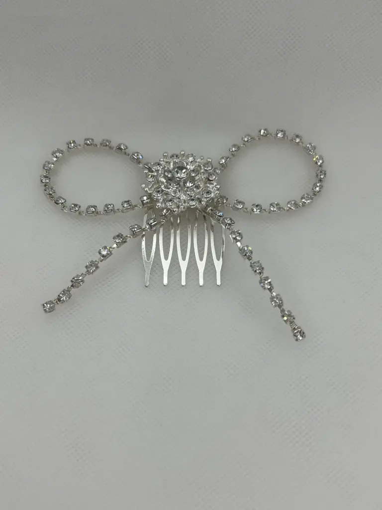 Tocado de lazo con broche de circonitas