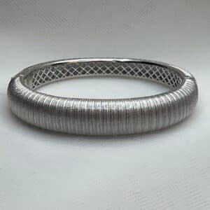 Esclava matizada de plata