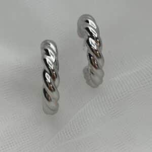 Aros de plata gallonados rodiados en oro blanco
