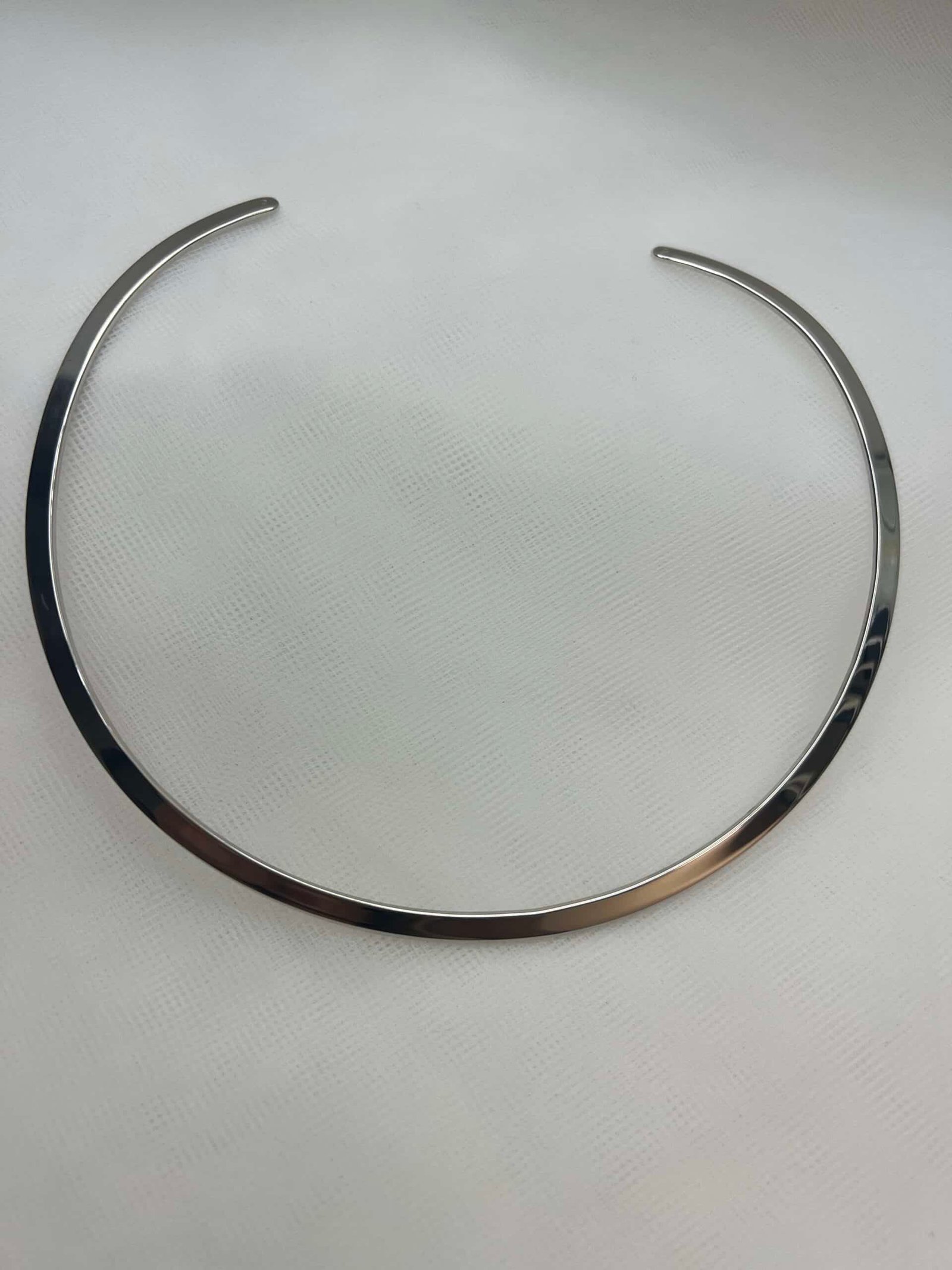 Collar rigido