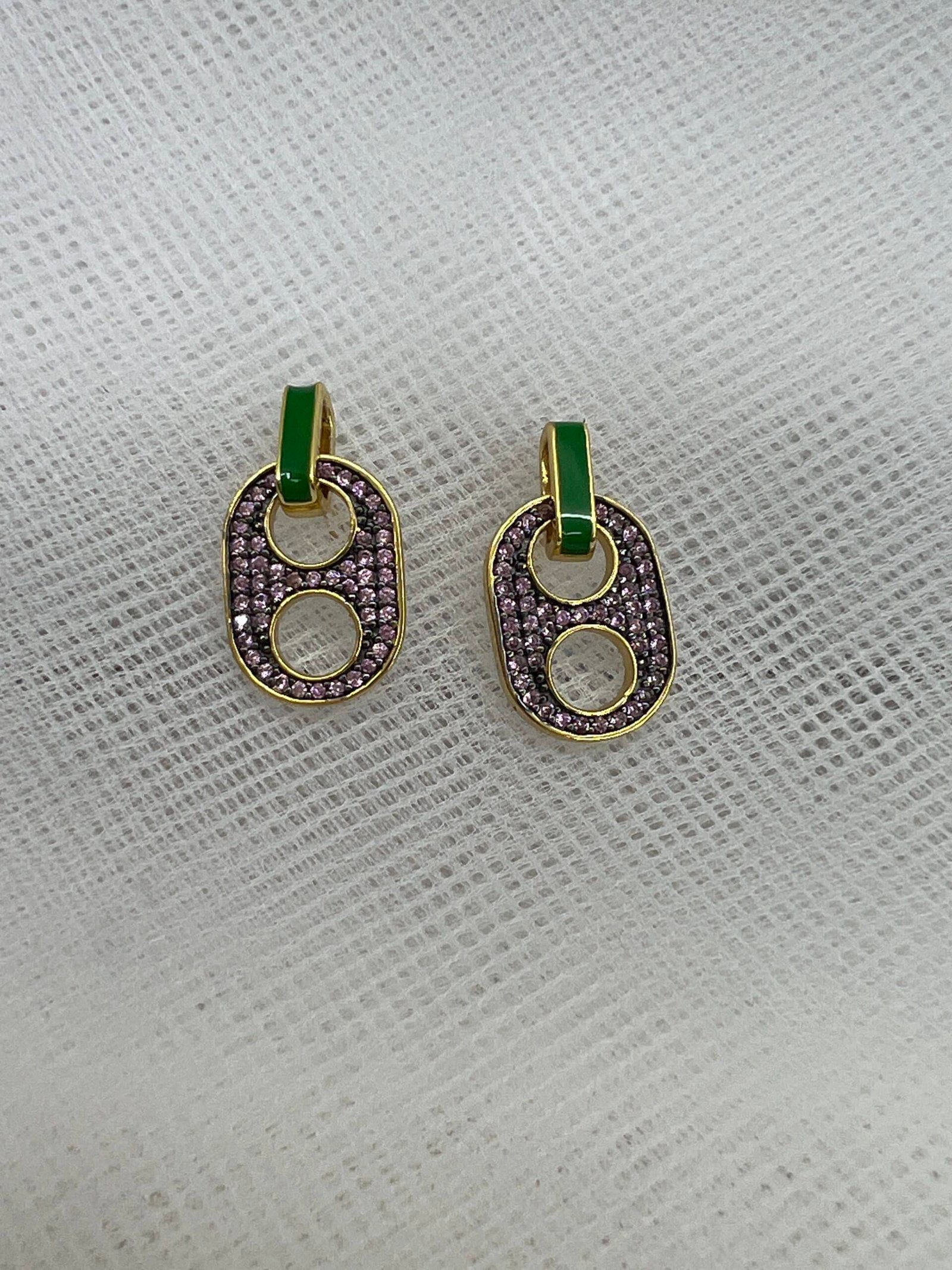 Pendientes de plata chapada con circonitas y esmalte