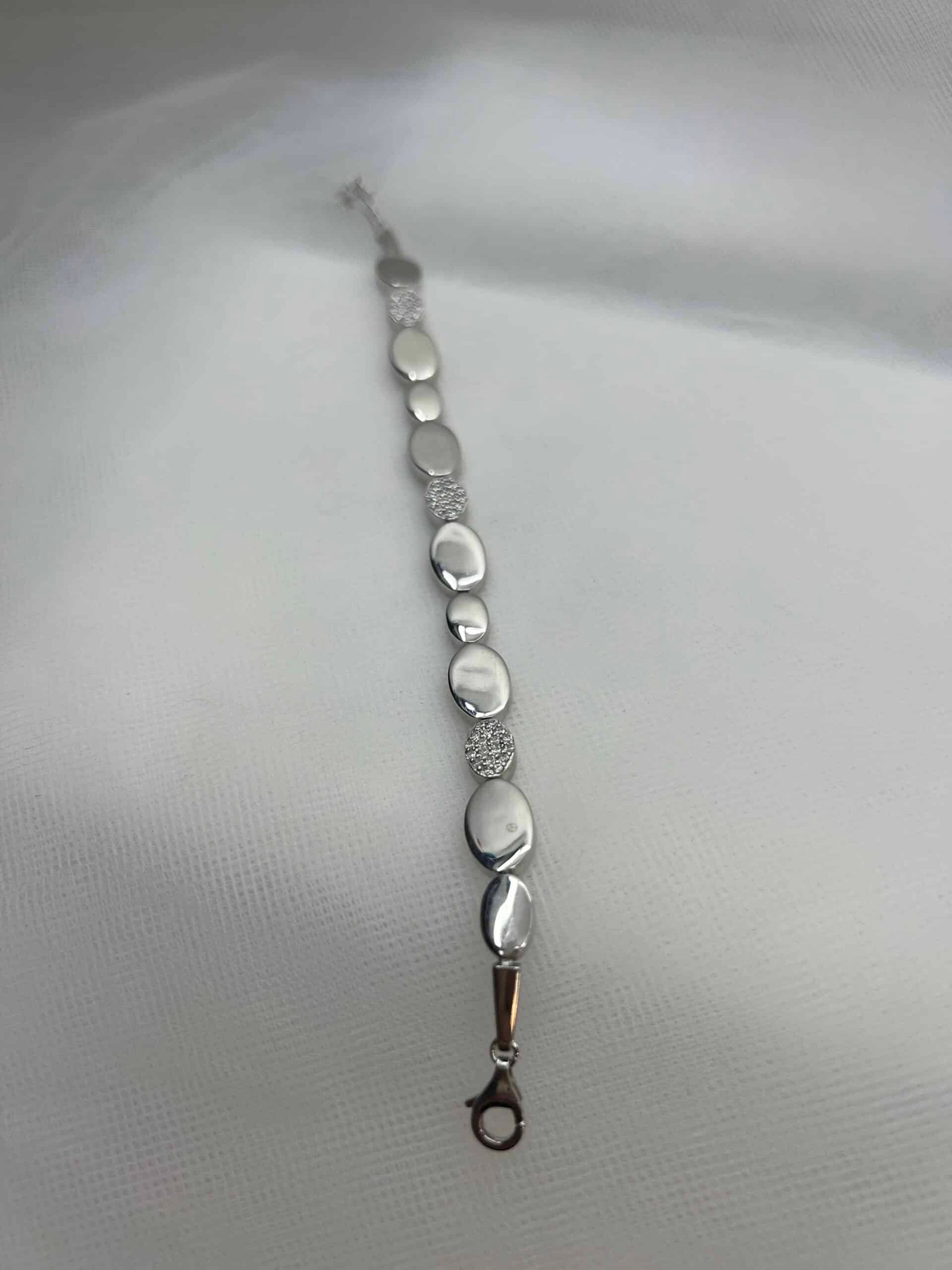 Pulsera de plata y circonitas