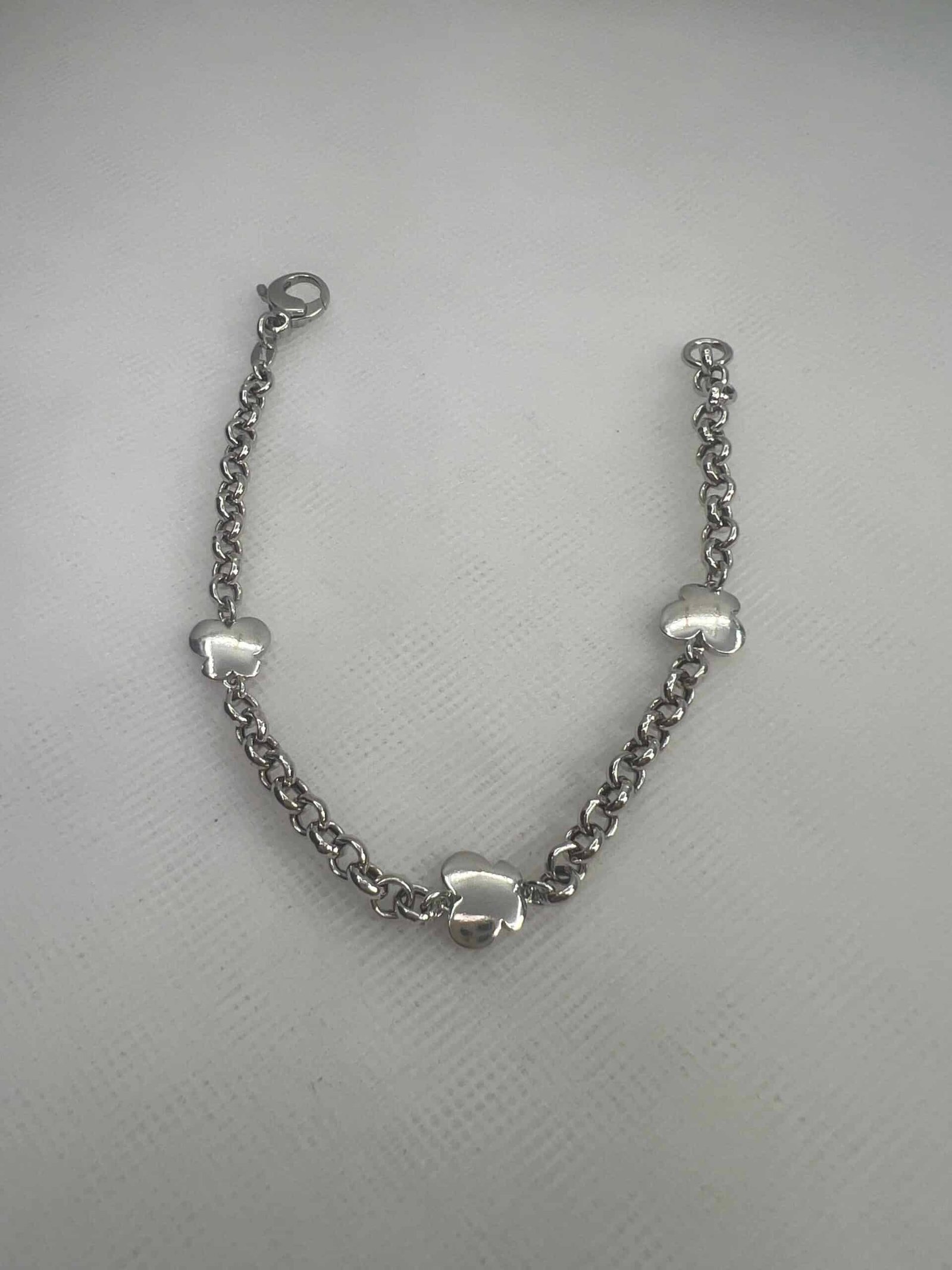 Pulsera de plata de eslabones y flores