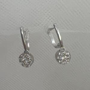 Pendientes de oro blanco con rosetones de circonitas.