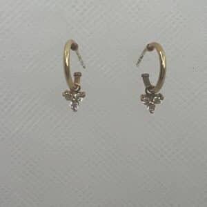 Pendientes de oro amarillo con treboles de circonitas.