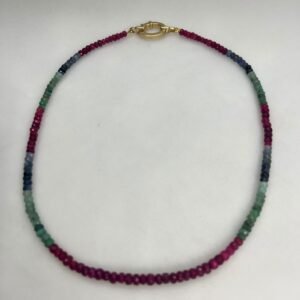collar de zafiros multicolor